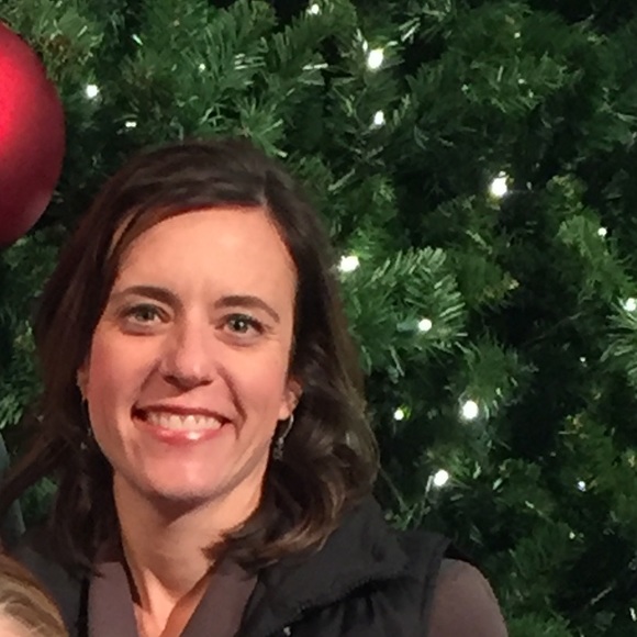 Meet your Posher, Hannah - Picture 1 of 1